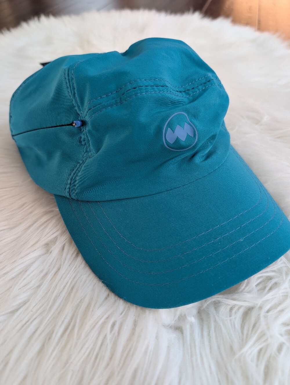 Janji Ultralight Running Cap Hat Zip Pocket Blue Teal